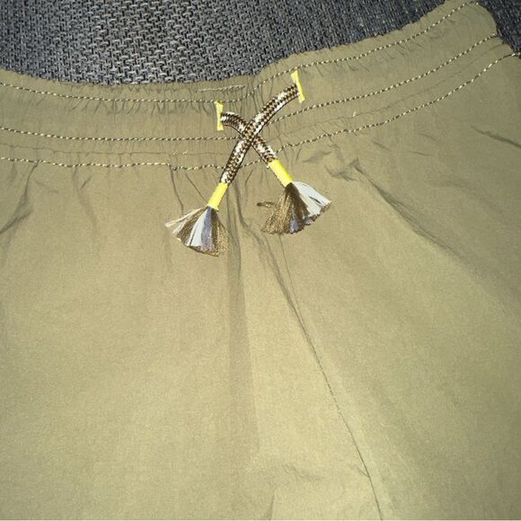 Cat & Jack Boys‎ Olive Green Nylon Pull On Shorts Size 5T - Picture 3 of 6